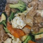 Best Beef w. Mixed Vegetable in Oakland, CA